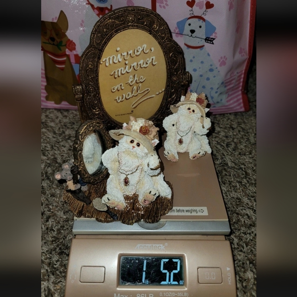 Boyds Bears & Friends Charming Brown & Cream Bunny Picture Frame & Cat Figure